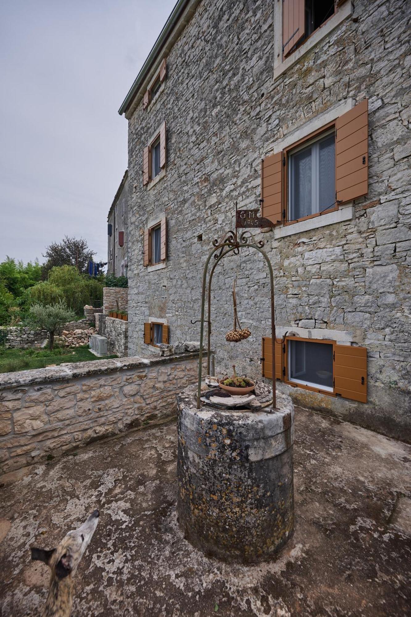 Villa Porta No Bale Exteriör bild